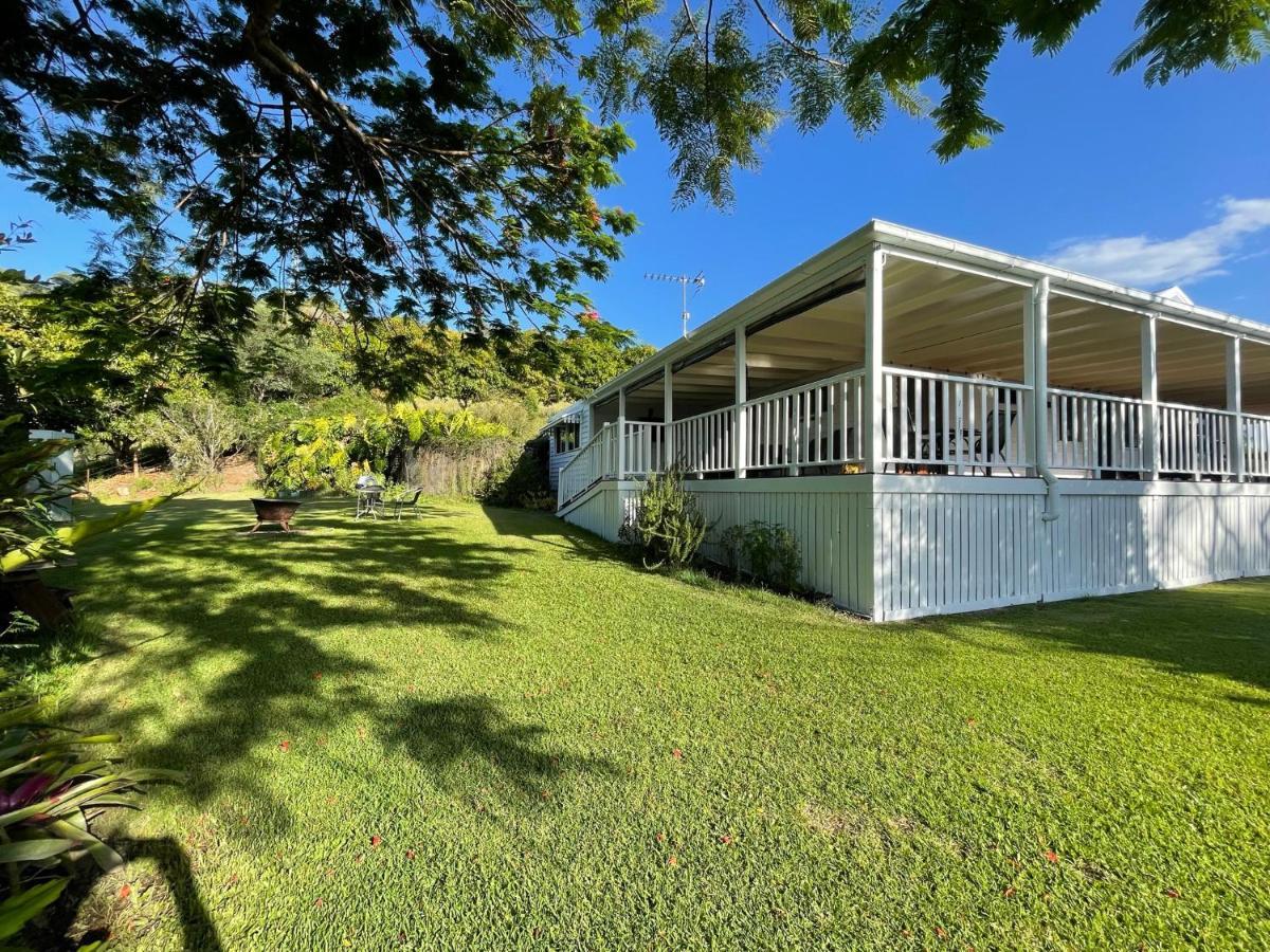 Amamoor Homestead And Country Cottages Bagian luar foto