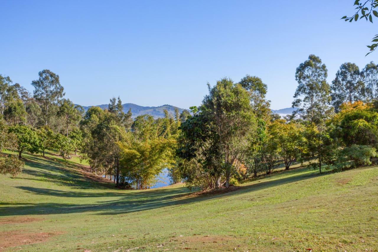 Amamoor Homestead And Country Cottages Bagian luar foto